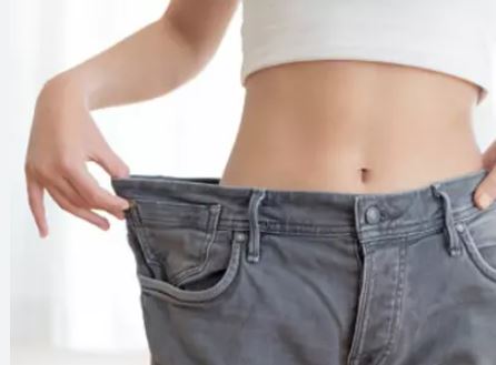 'वजन कम करने पर कंपनी 1 करोड़ रुपये देती है, अगर वजन बढ़ाया जाता है तो 5700 रुपये का भुगतान करें।  '